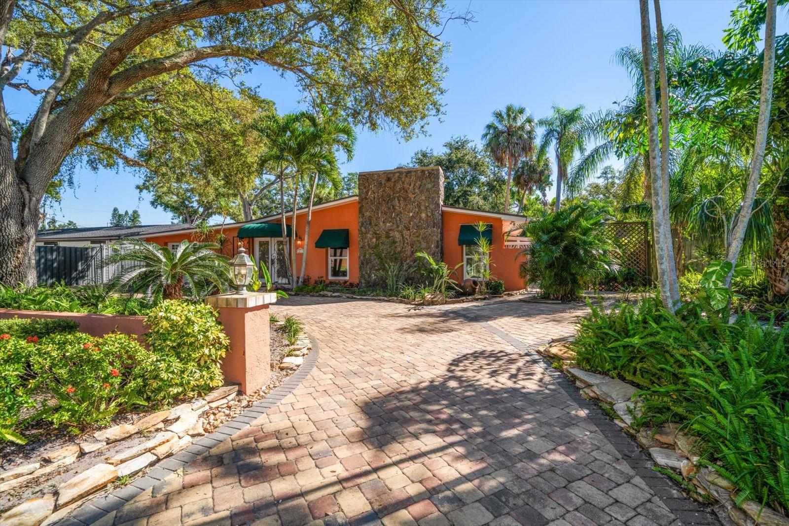 3033 82ND WAY N, ST PETERSBURG, FL — photo 4