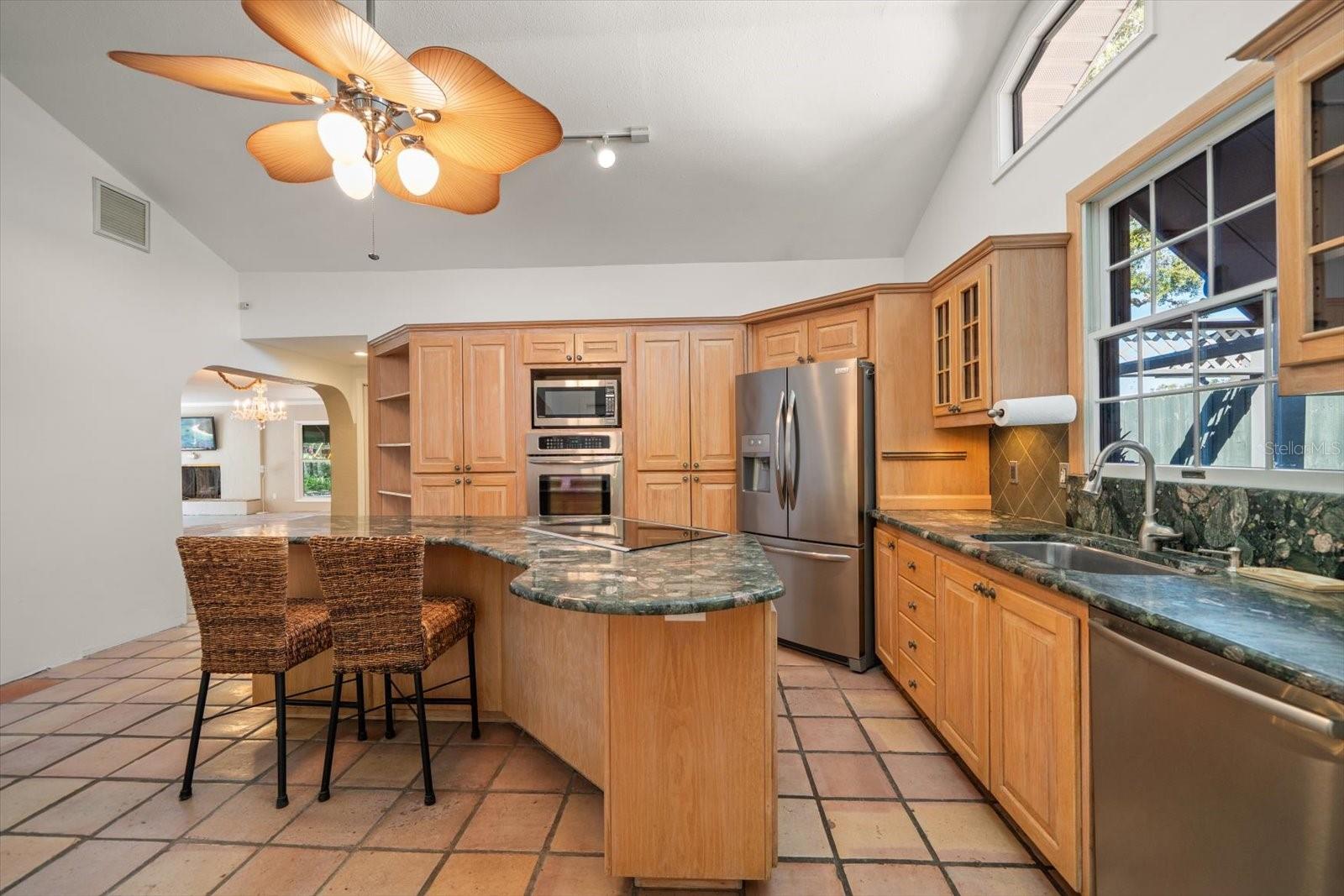 3033 82ND WAY N, ST PETERSBURG, FL — photo 23