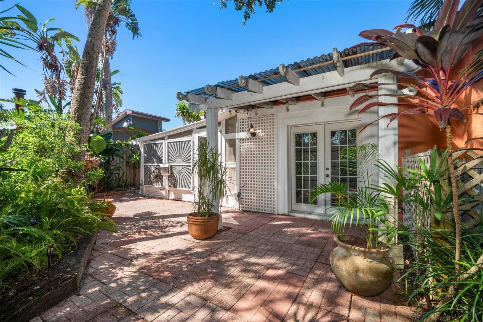 3033 82ND WAY N, ST PETERSBURG, FL — photo 32