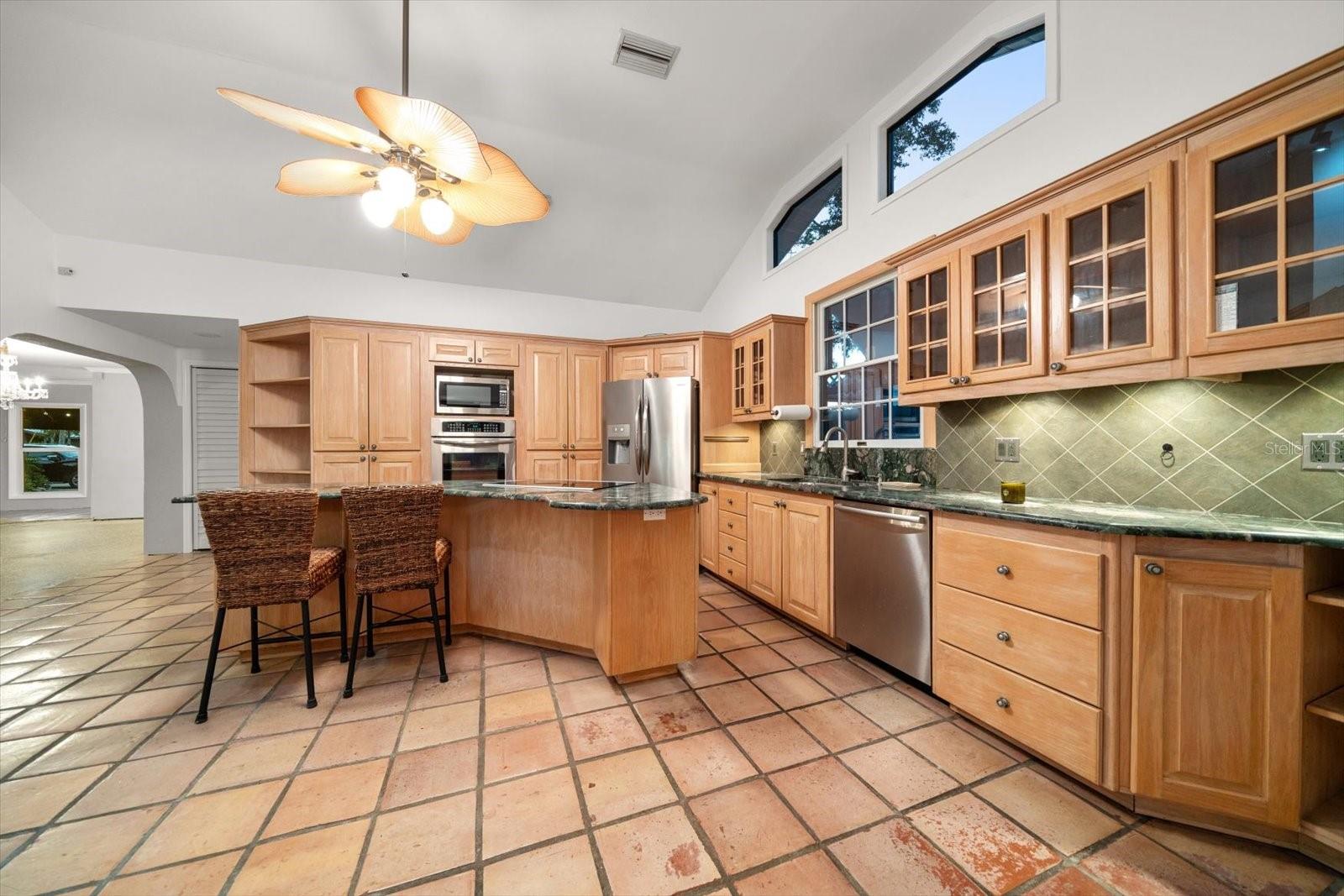 3033 82ND WAY N, ST PETERSBURG, FL — photo 44