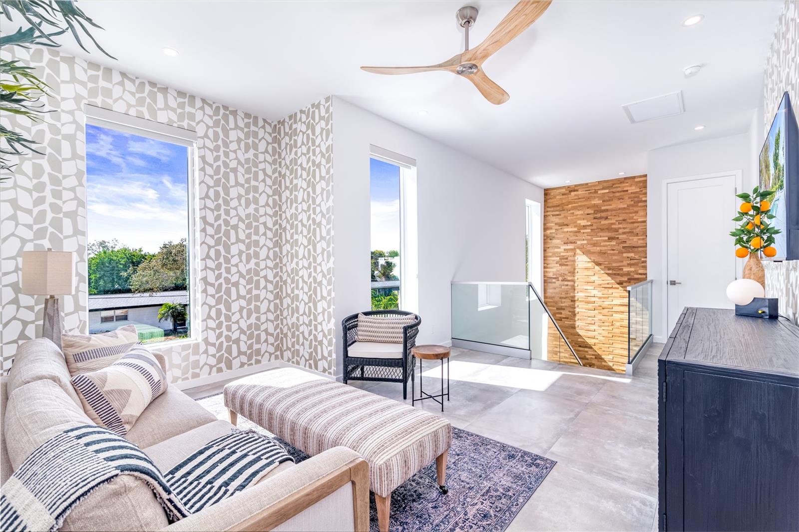 2585 CLEMATIS ST, SARASOTA, FL — photo 34