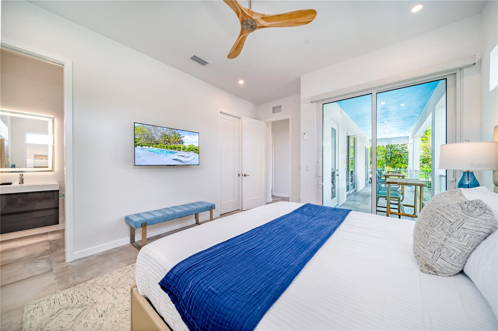 2585 CLEMATIS ST, SARASOTA, FL — photo 46