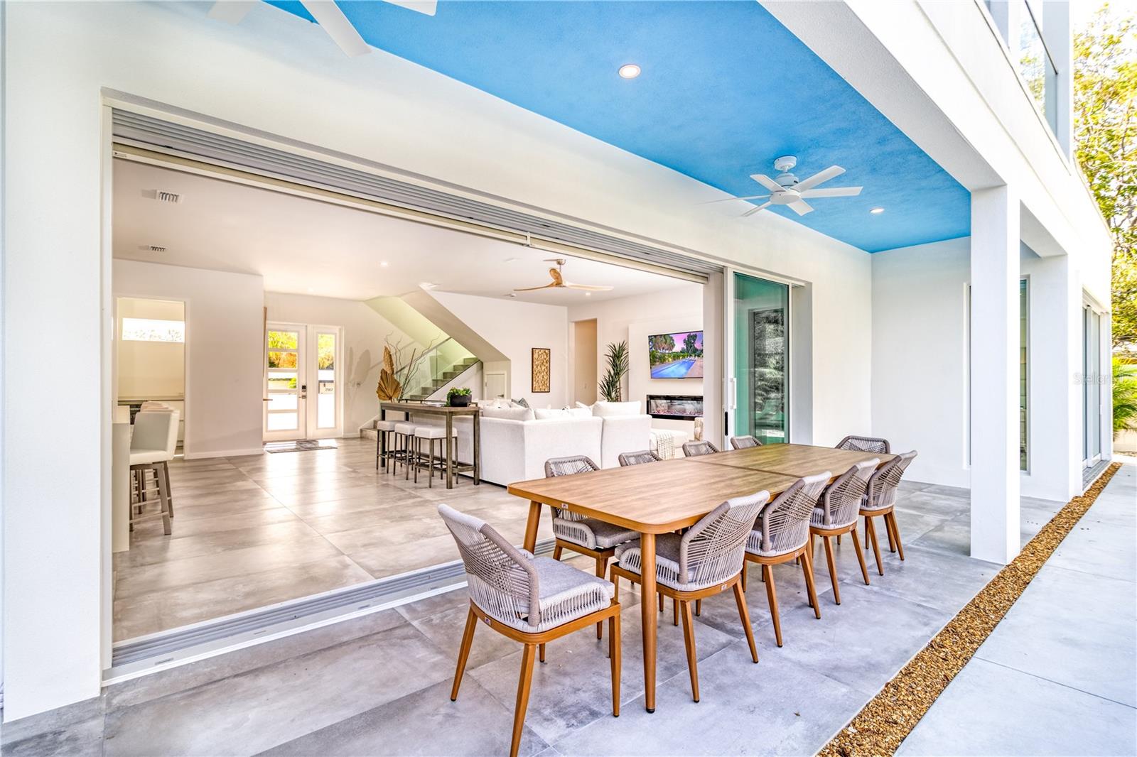 2585 CLEMATIS ST, SARASOTA, FL — photo 57