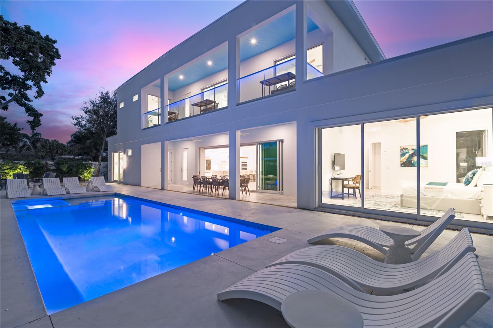 2585 CLEMATIS ST, SARASOTA, FL — photo 60
