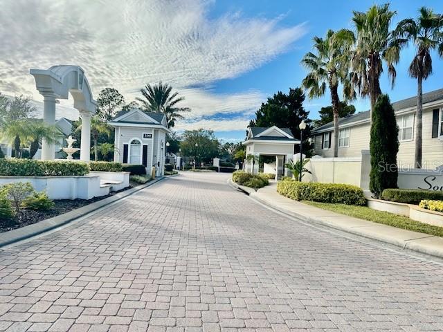 330 SOUTHERN PECAN CIR #208, WINTER GARDEN, FL — photo 2