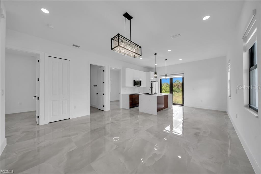713 ROMA AVE S, LEHIGH ACRES, FL — photo 5