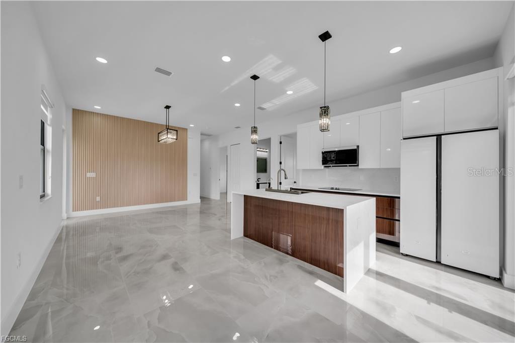713 ROMA AVE S, LEHIGH ACRES, FL — photo 8