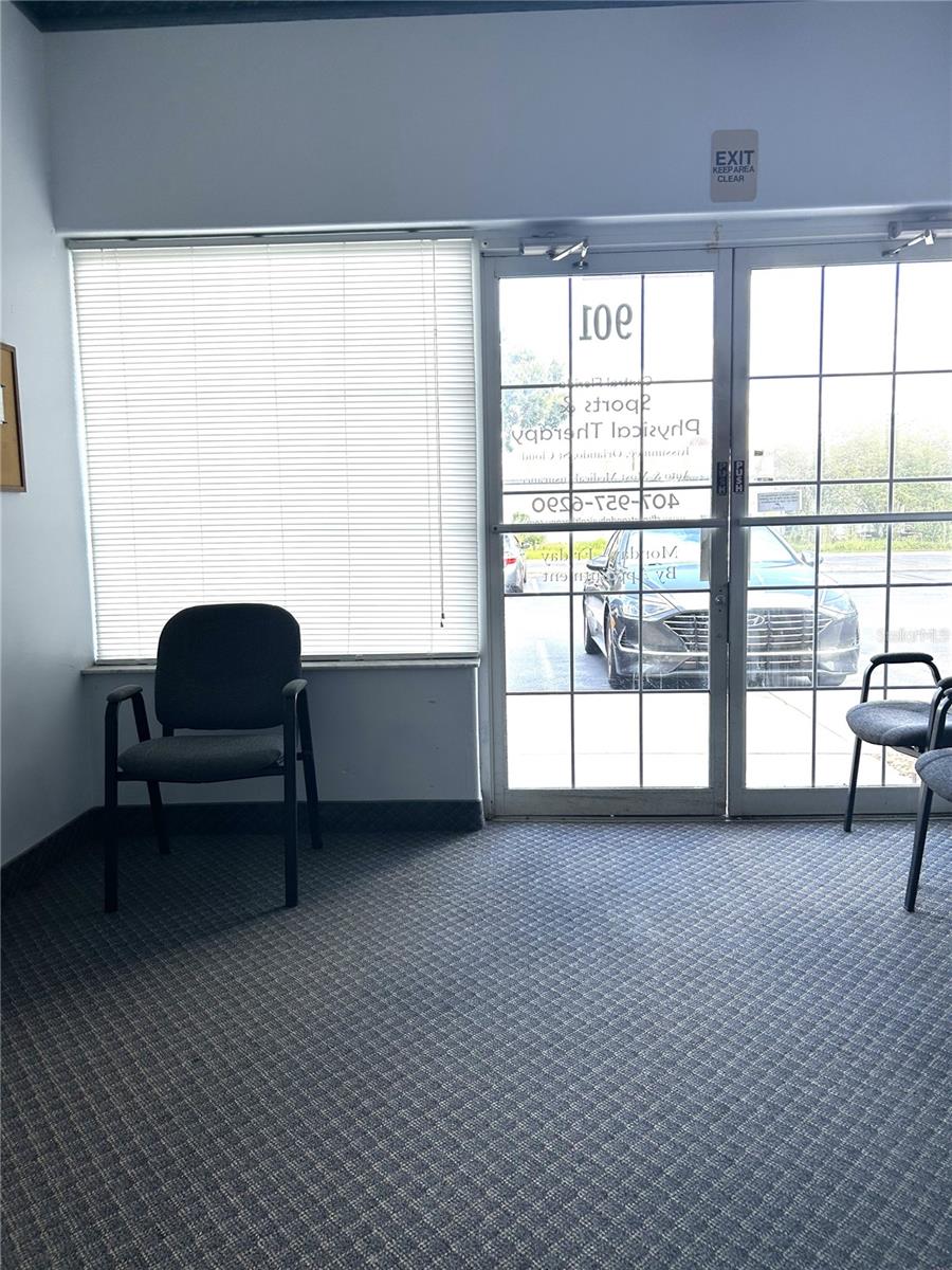 901 N CENTRAL AVE, KISSIMMEE, FL — photo 3