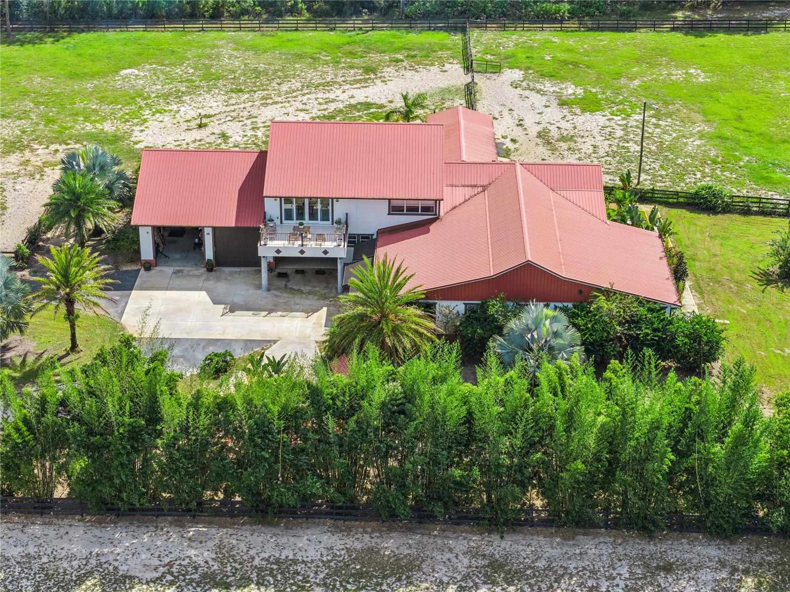 8515 BAY LAKE RD, GROVELAND, FL — photo 97