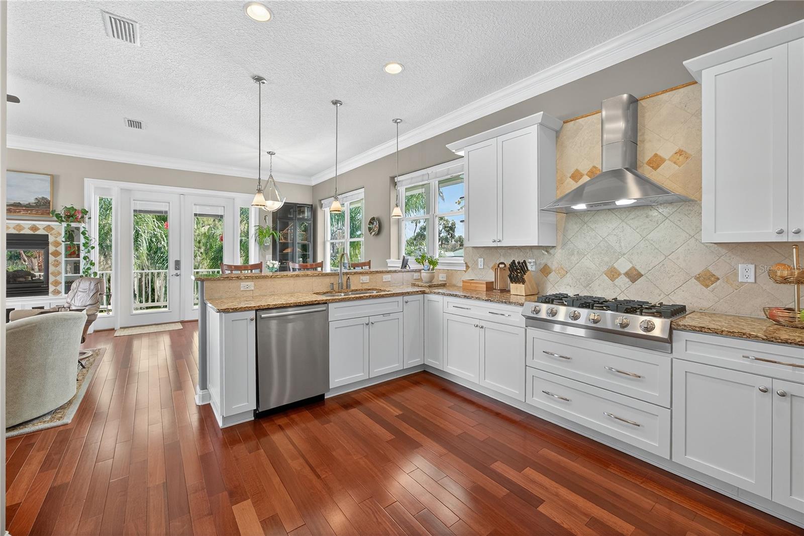 301 SARATOGA DR, SATSUMA, FL — photo 30