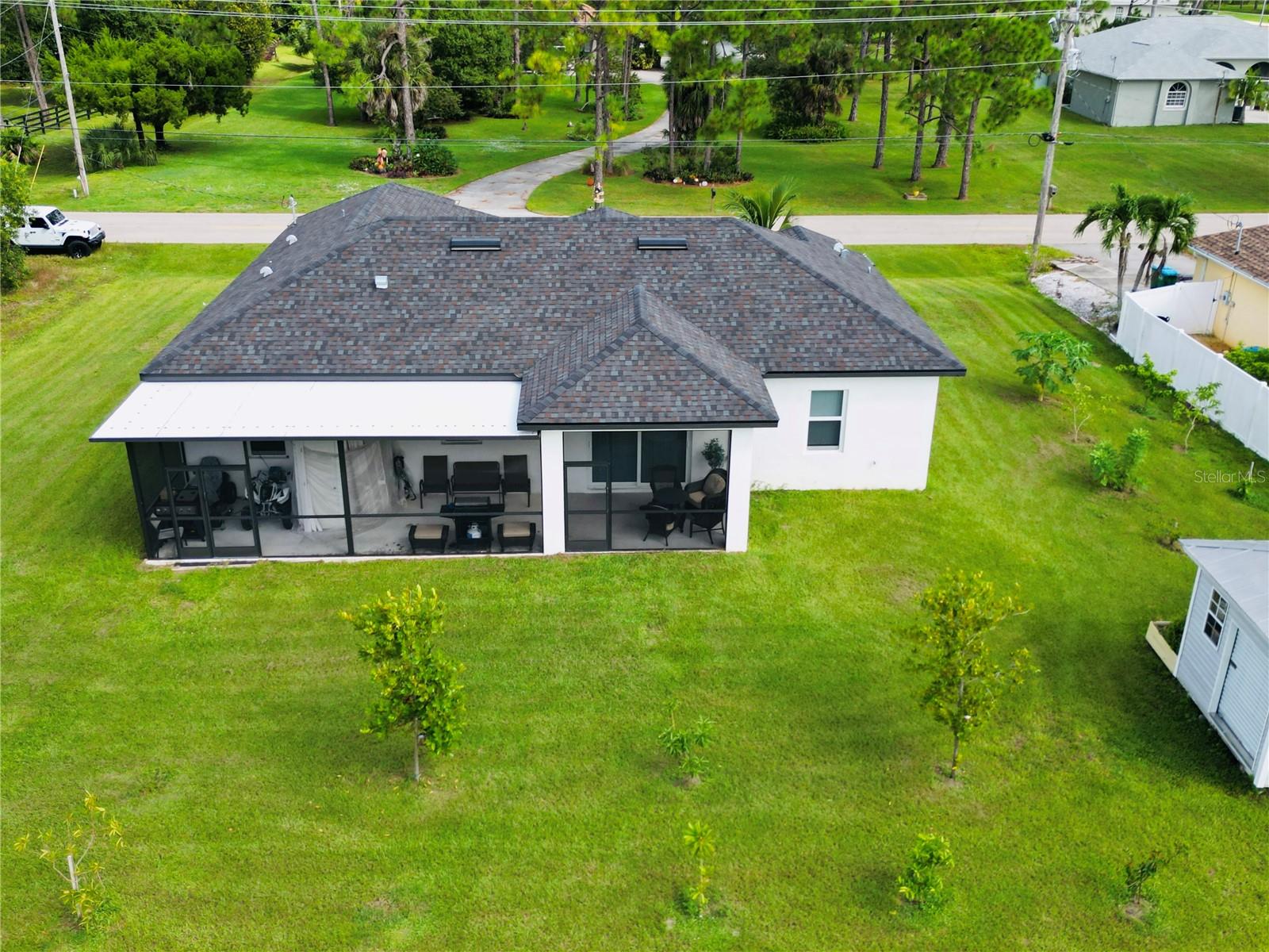528 JACARANDA PKWY E, CAPE CORAL, FL — photo 4
