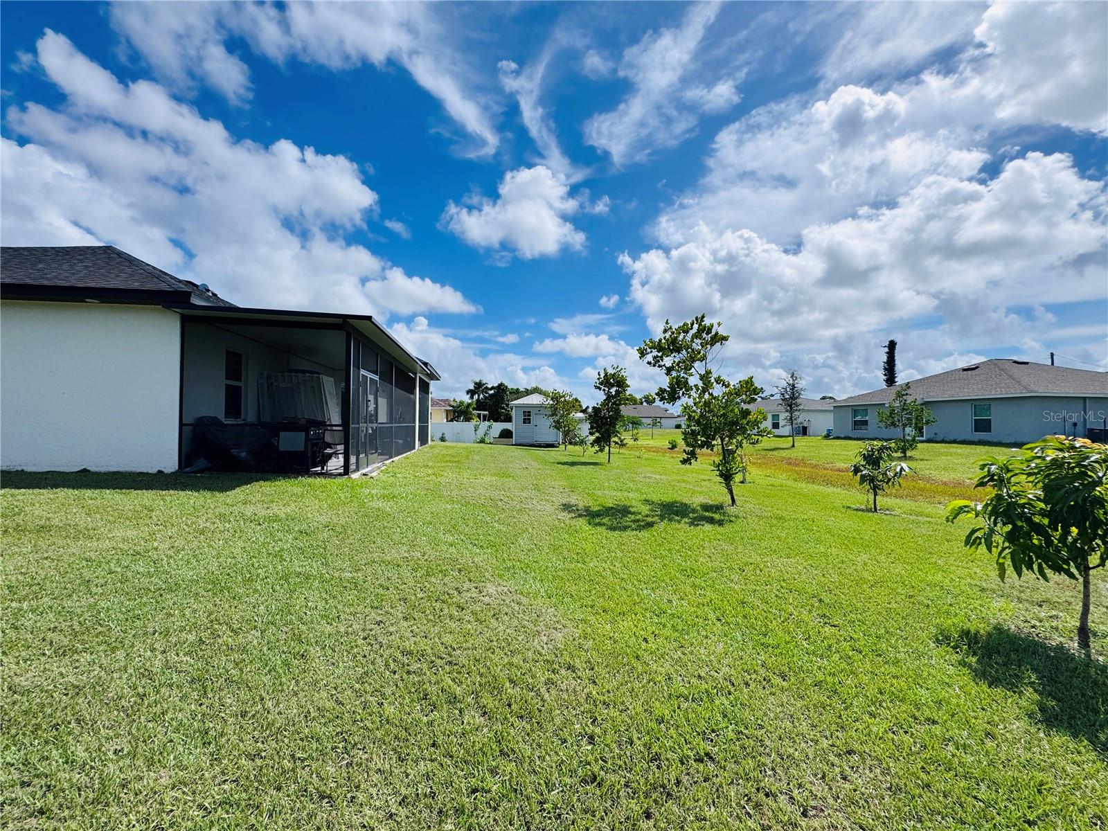 528 JACARANDA PKWY E, CAPE CORAL, FL — photo 43