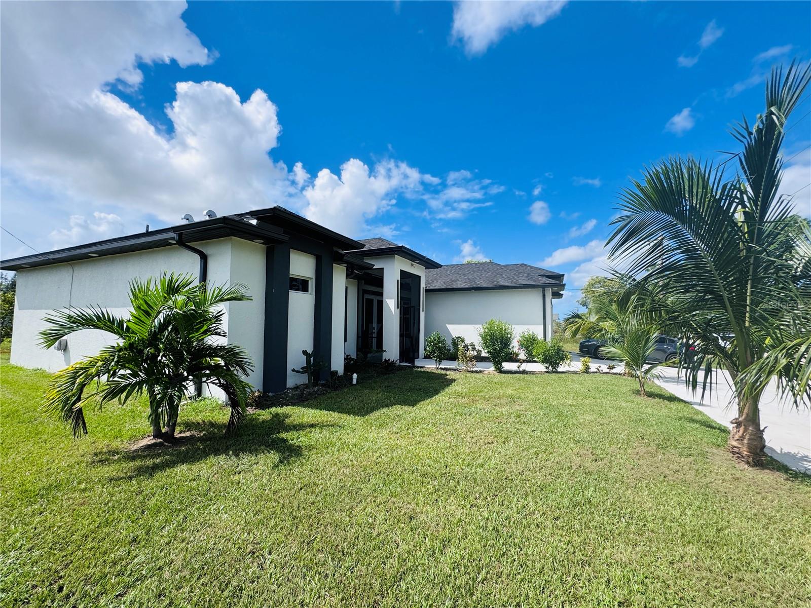 528 JACARANDA PKWY E, CAPE CORAL, FL — photo 50