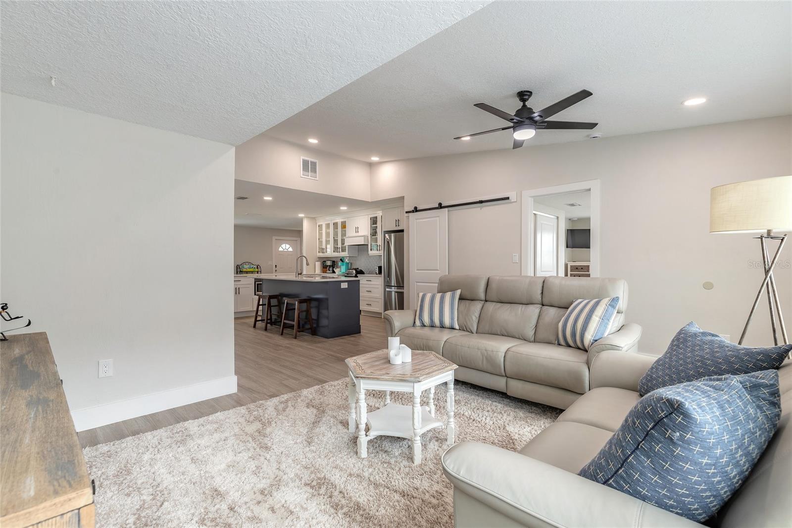 8 ROBBEN TER, DAYTONA BEACH, FL — photo 11