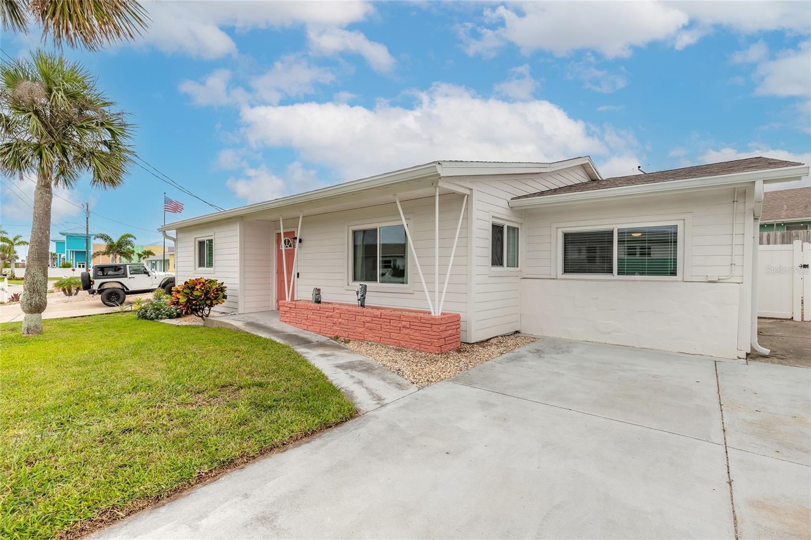 8 ROBBEN TER, DAYTONA BEACH, FL — photo 35