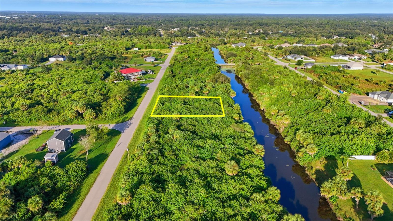 346 RUTLAND CIR, PORT CHARLOTTE, FL