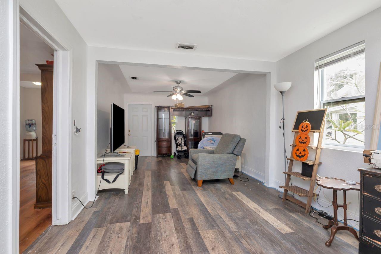 3278 56TH AVE N, ST PETERSBURG, FL — photo 10
