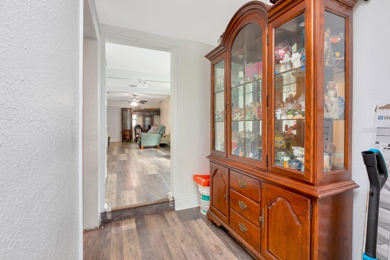 3278 56TH AVE N, ST PETERSBURG, FL — photo 18