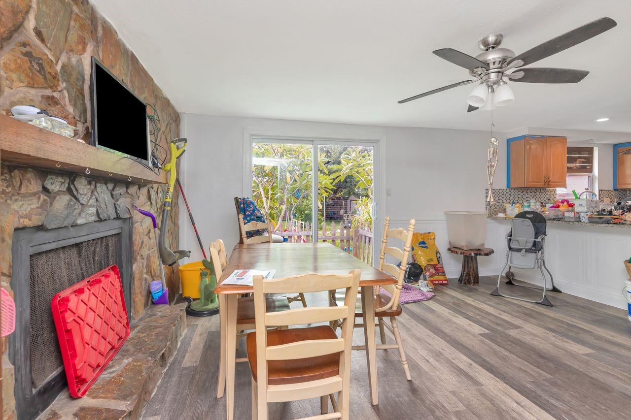 3278 56TH AVE N, ST PETERSBURG, FL — photo 19