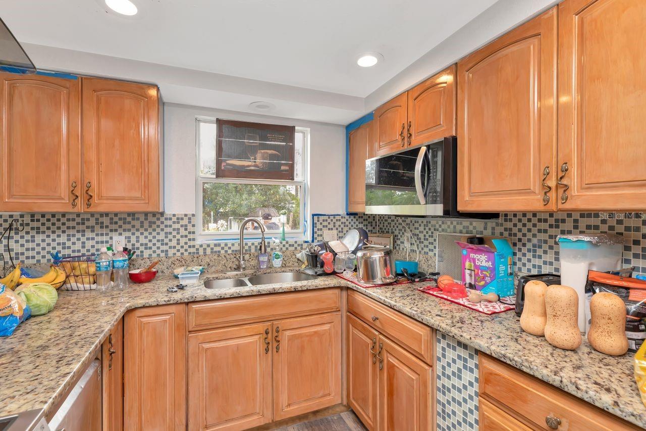 3278 56TH AVE N, ST PETERSBURG, FL — photo 27