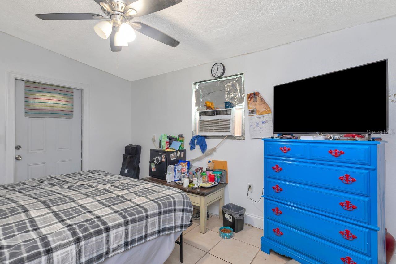 3278 56TH AVE N, ST PETERSBURG, FL — photo 37