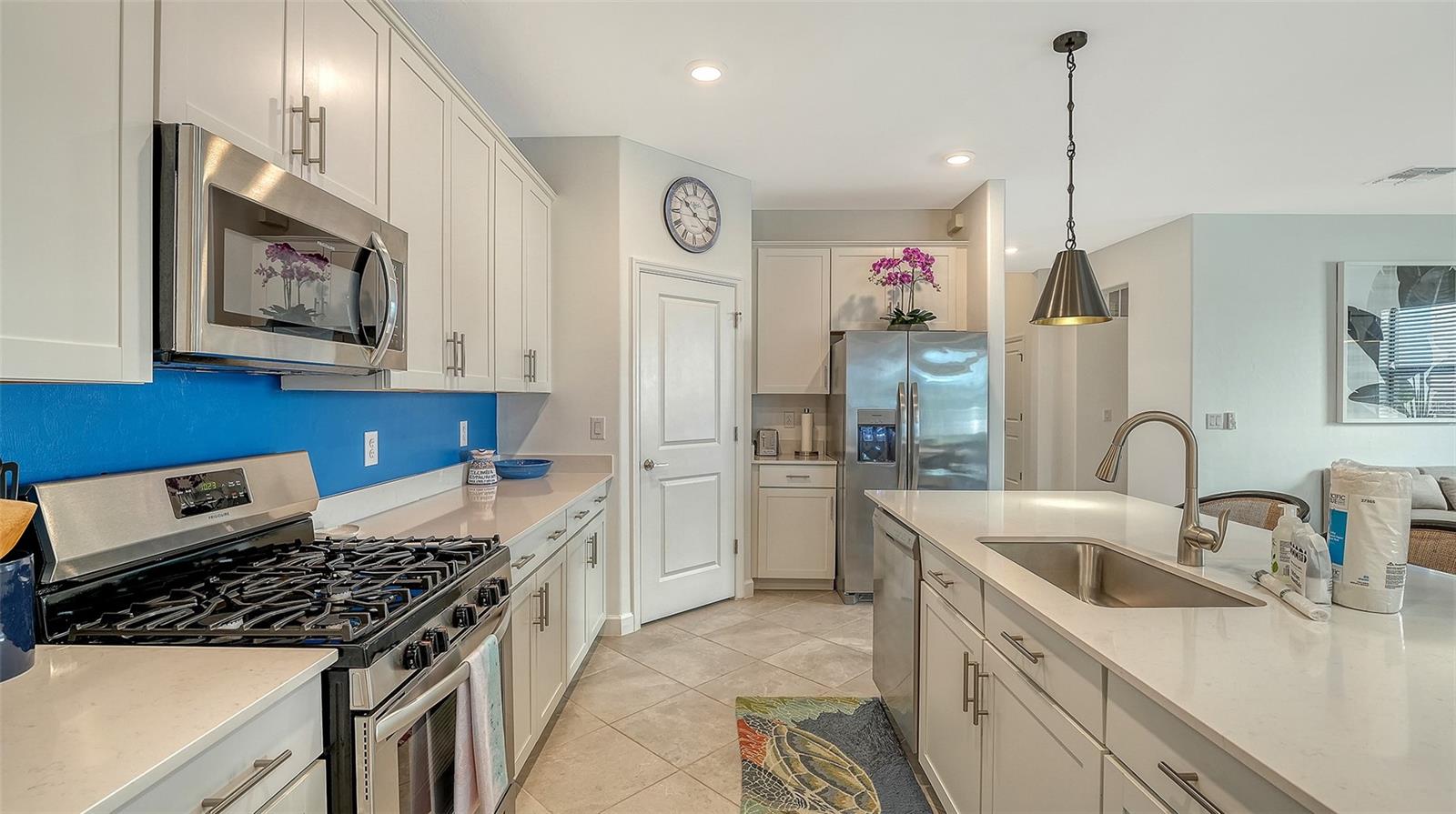 5225 BLUE CRUSH, BRADENTON, FL — photo 15