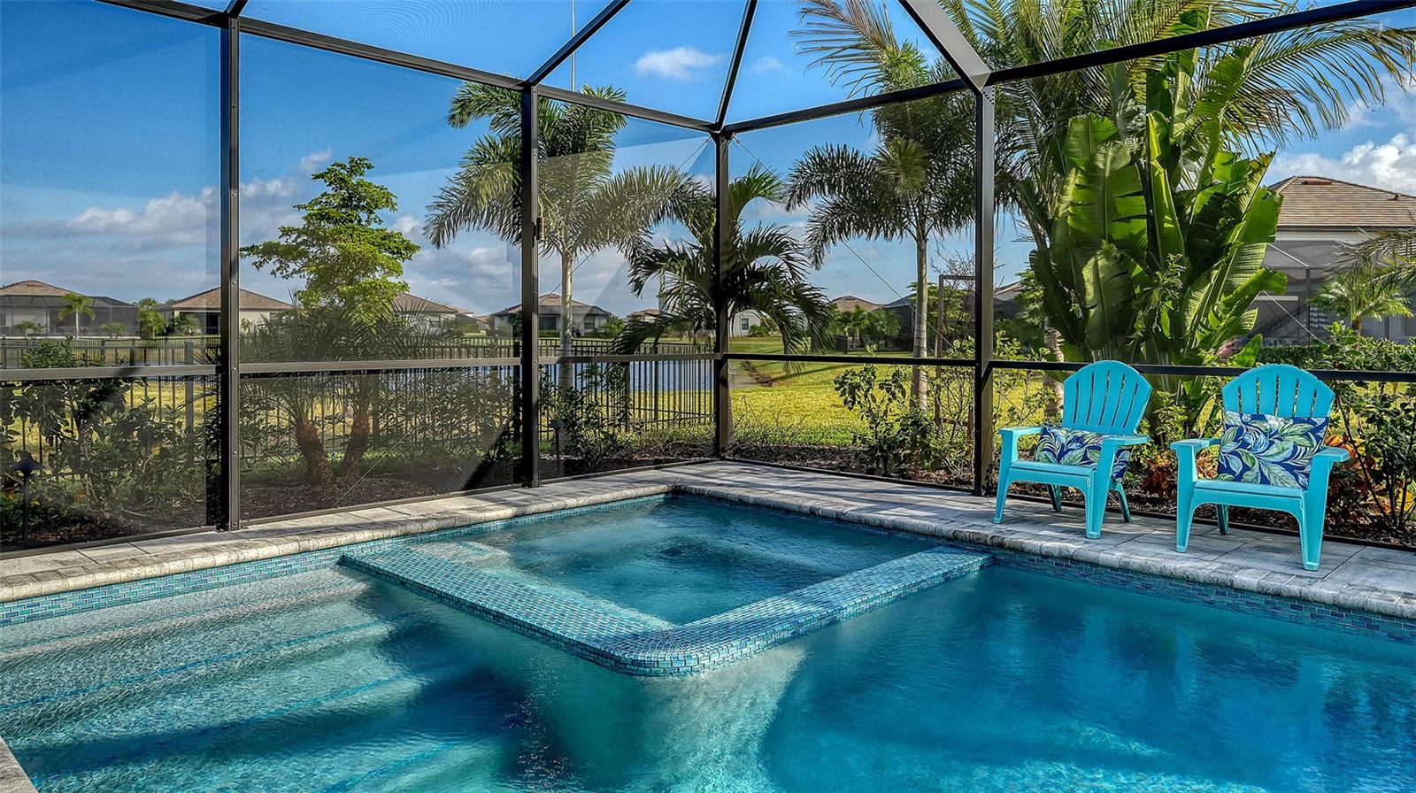 5225 BLUE CRUSH, BRADENTON, FL — photo 38