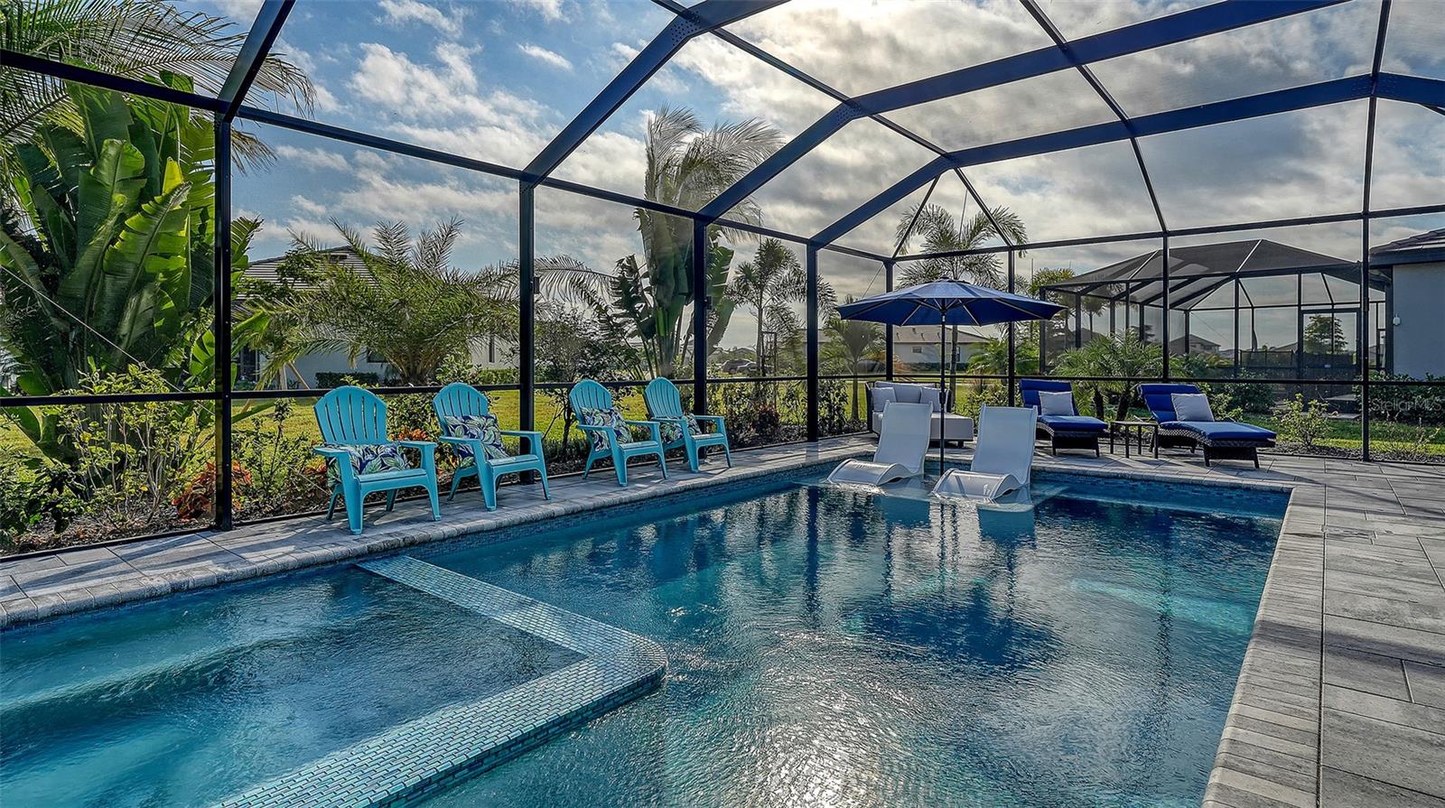 5225 BLUE CRUSH, BRADENTON, FL — photo 39