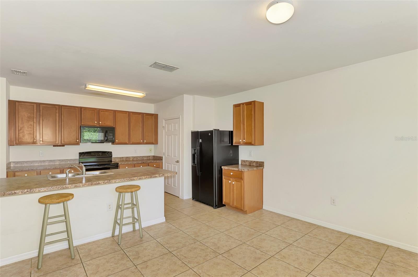 10476 HARLINGEN ST, PORT CHARLOTTE, FL — photo 6