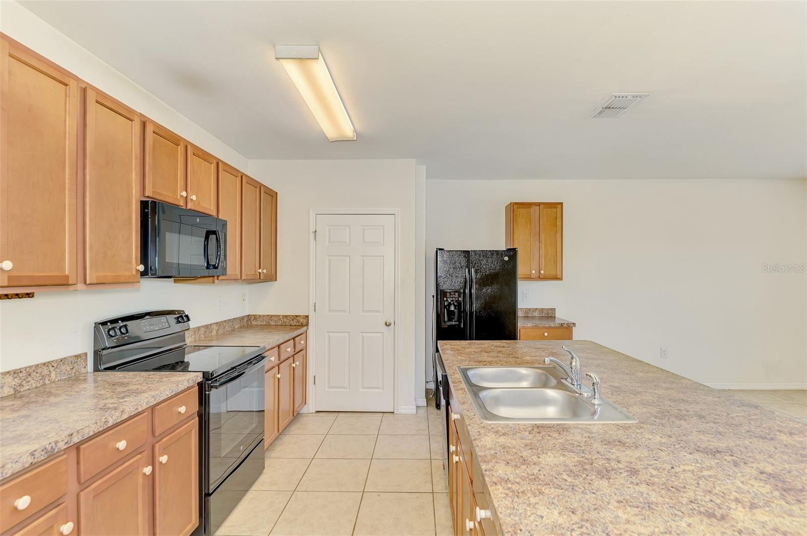 10476 HARLINGEN ST, PORT CHARLOTTE, FL — photo 19
