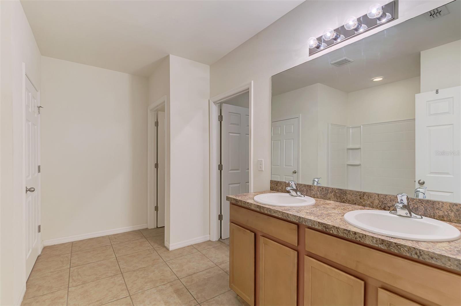 10476 HARLINGEN ST, PORT CHARLOTTE, FL — photo 33