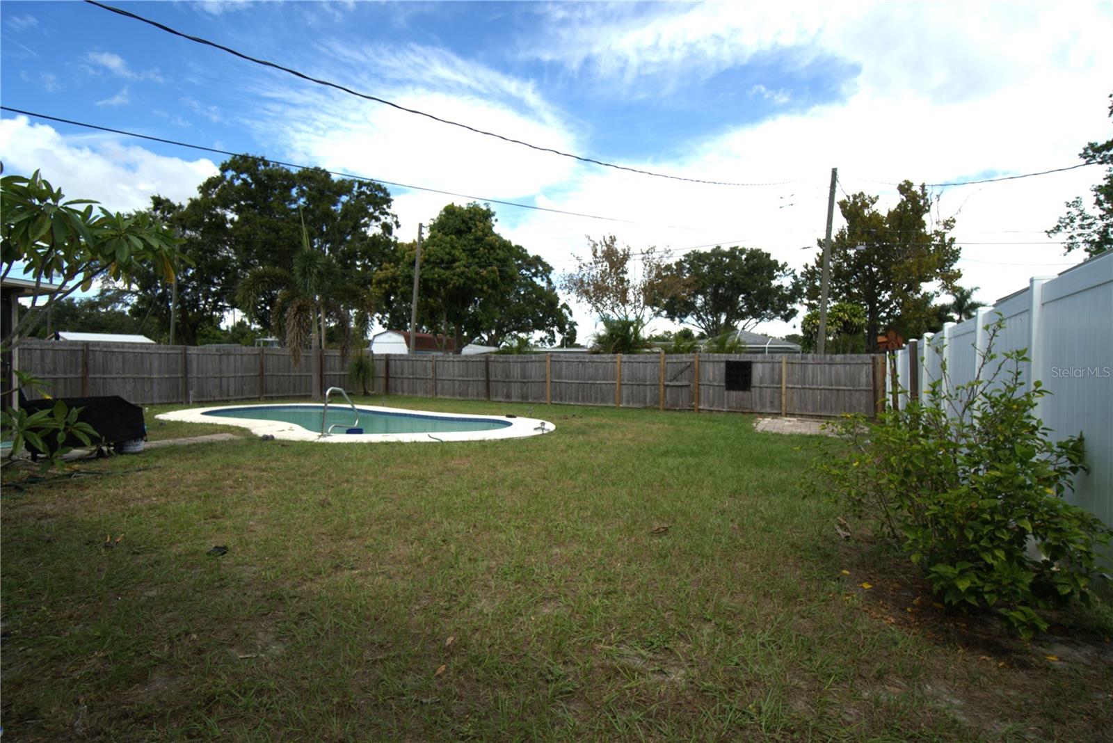 4801 28TH AVE N, ST PETERSBURG, FL — photo 6