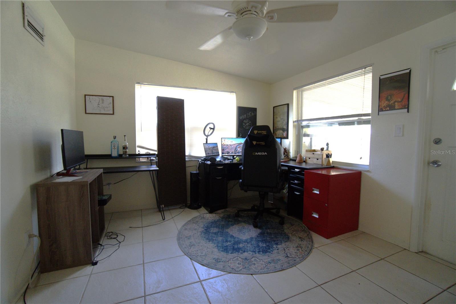 4801 28TH AVE N, ST PETERSBURG, FL — photo 12