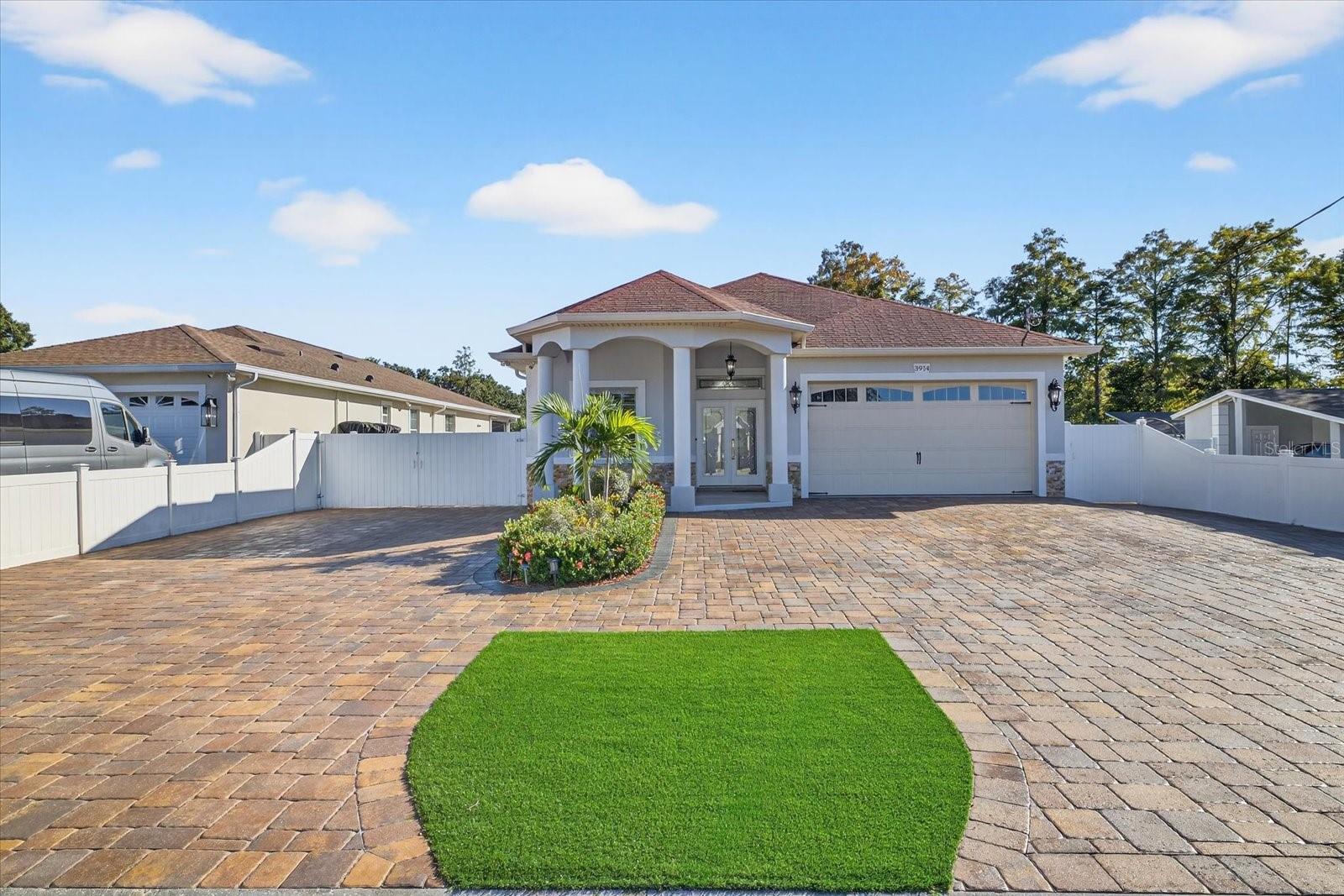 3914 SLIGH AVE, TAMPA, FL — photo 2