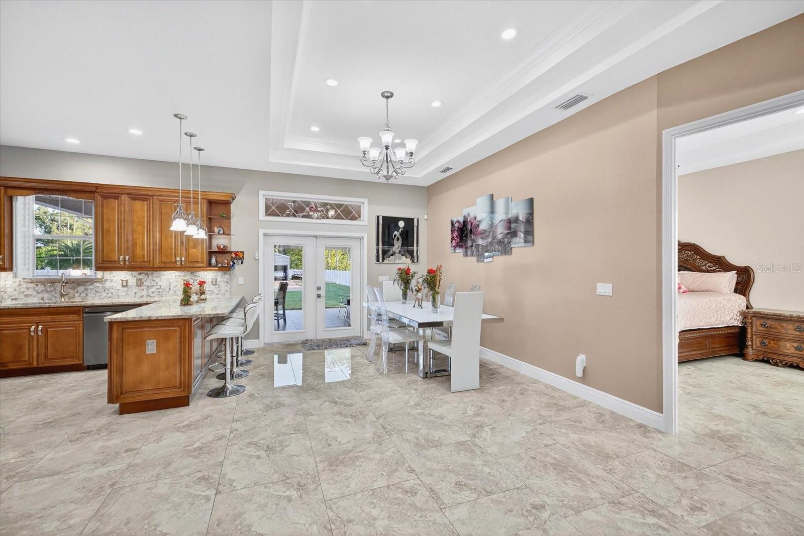 3914 SLIGH AVE, TAMPA, FL — photo 24