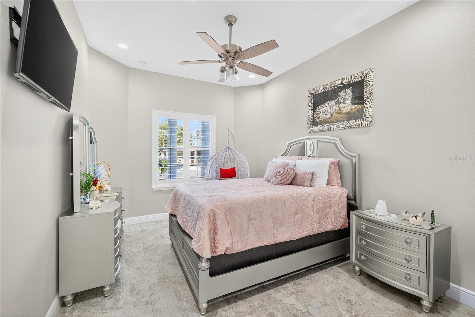 3914 SLIGH AVE, TAMPA, FL — photo 39