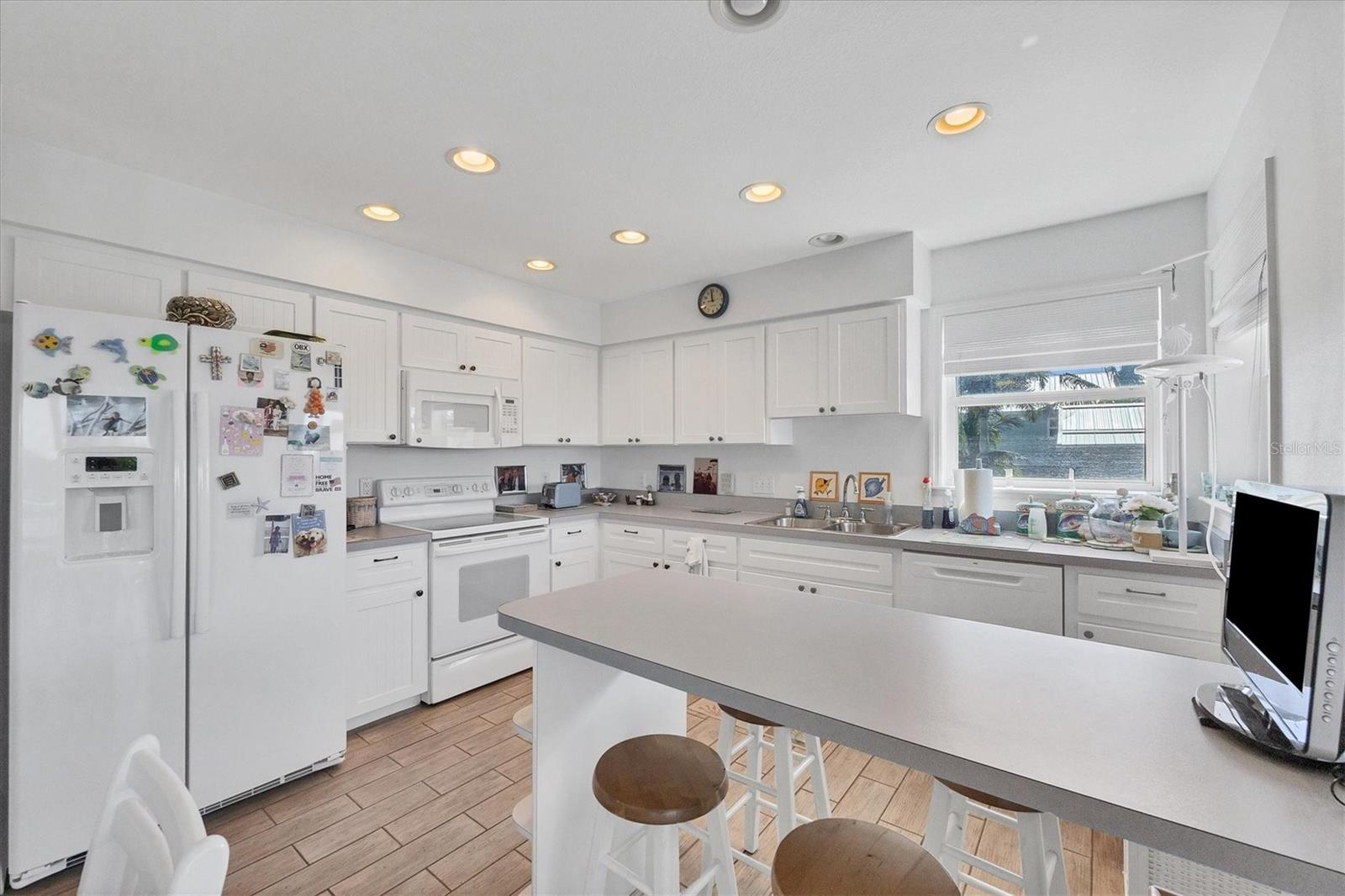 271 BOCILLA DR, PLACIDA, FL — photo 12