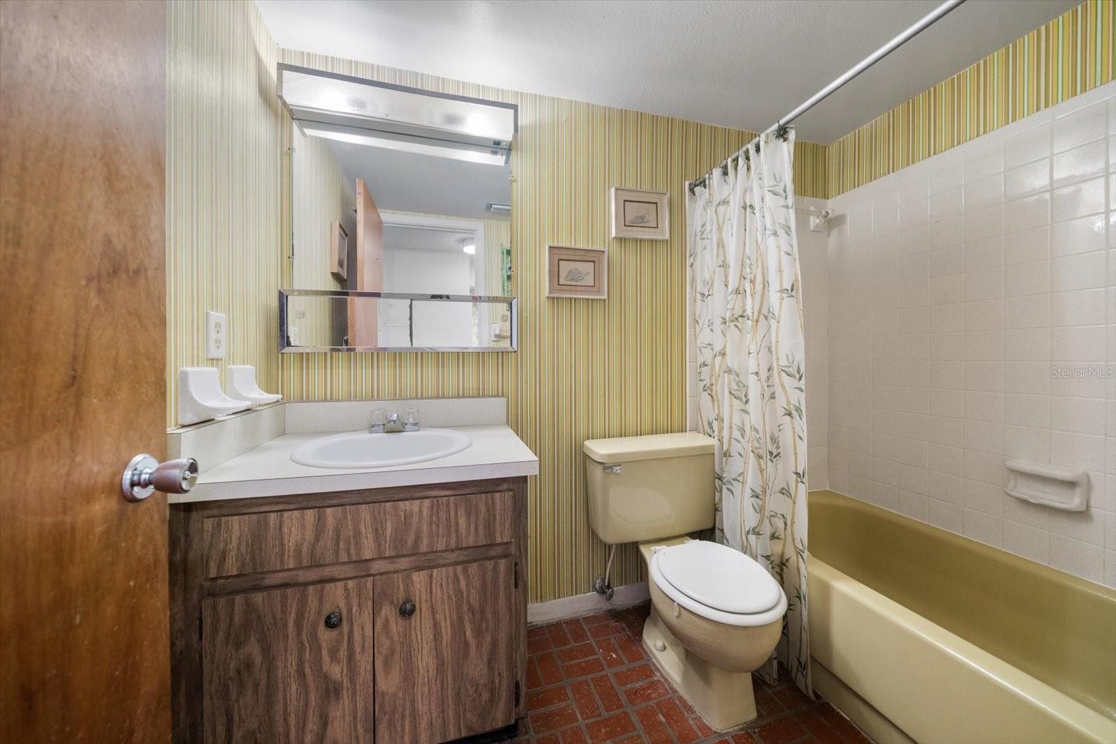 8200 BAYSHORE DR #9, TREASURE ISLAND, FL — photo 14