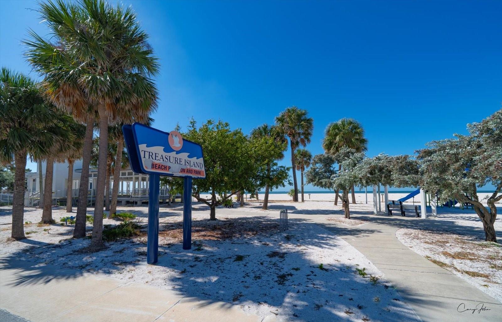 8200 BAYSHORE DR #9, TREASURE ISLAND, FL — photo 25