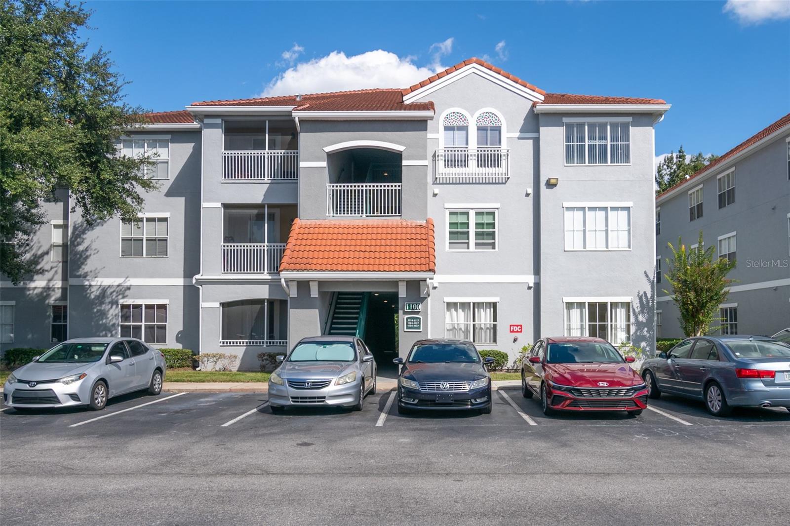 18001 RICHMOND PLACE DR #1137, TAMPA, FL