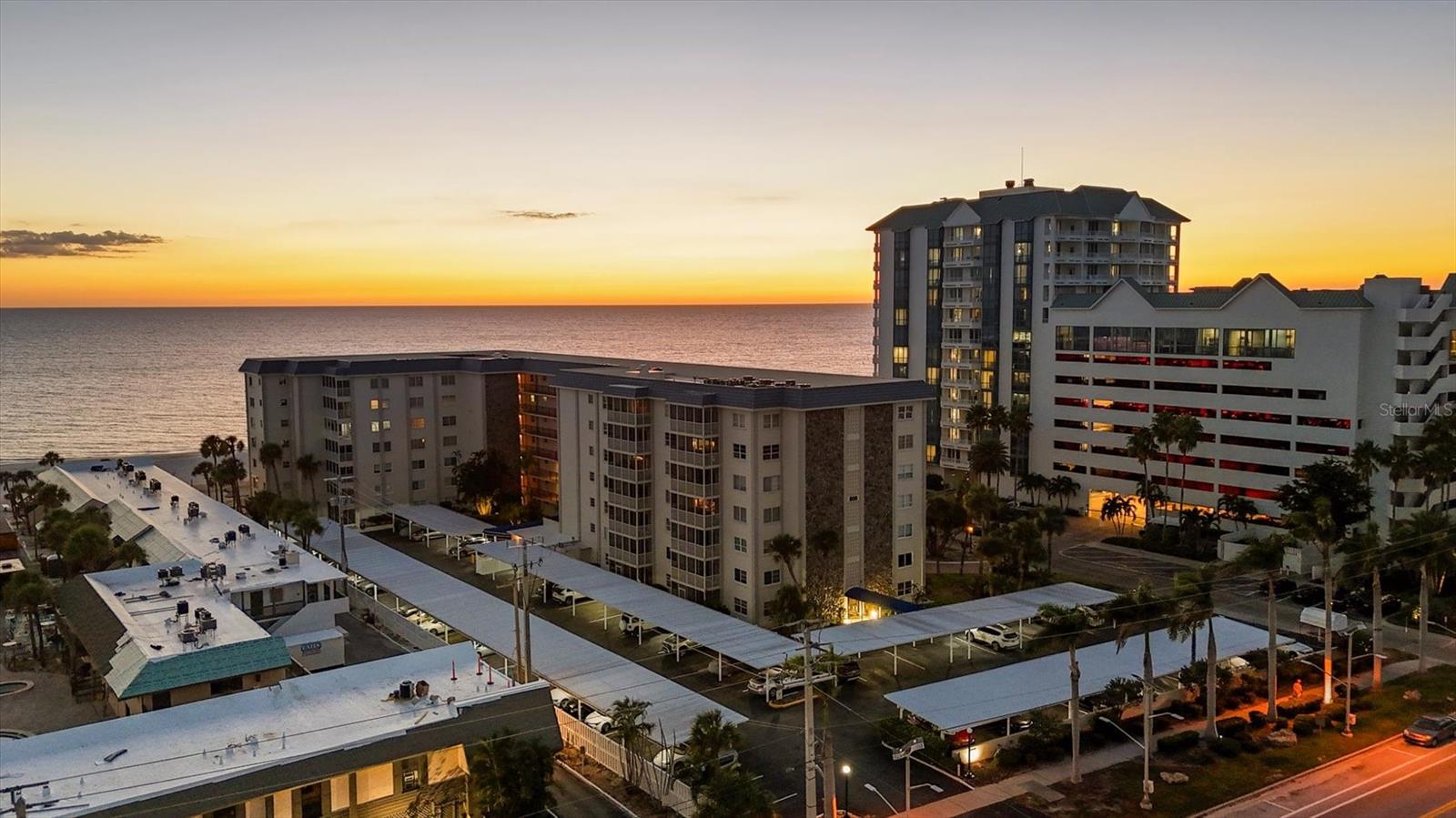 800 BENJAMIN FRANKLIN DR #607, SARASOTA, FL — photo 32