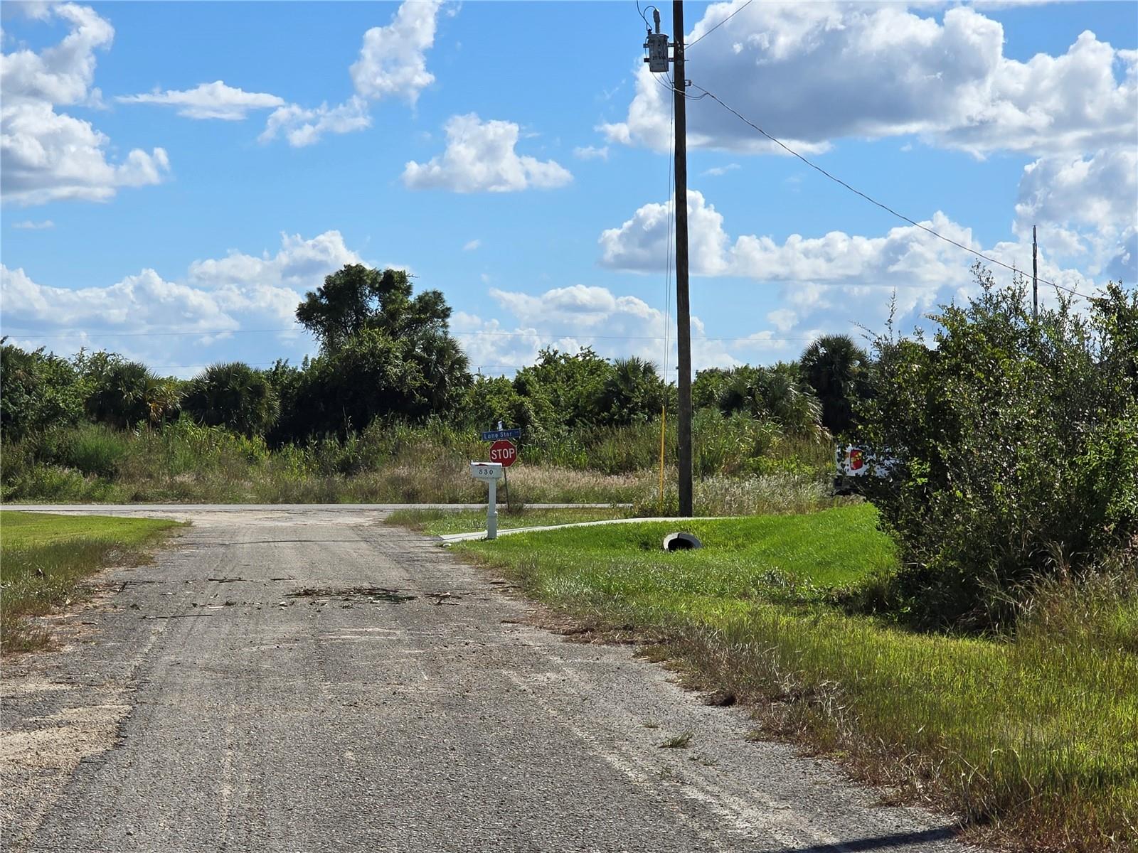 526 CABLE AVE S, LEHIGH ACRES, FL — photo 5