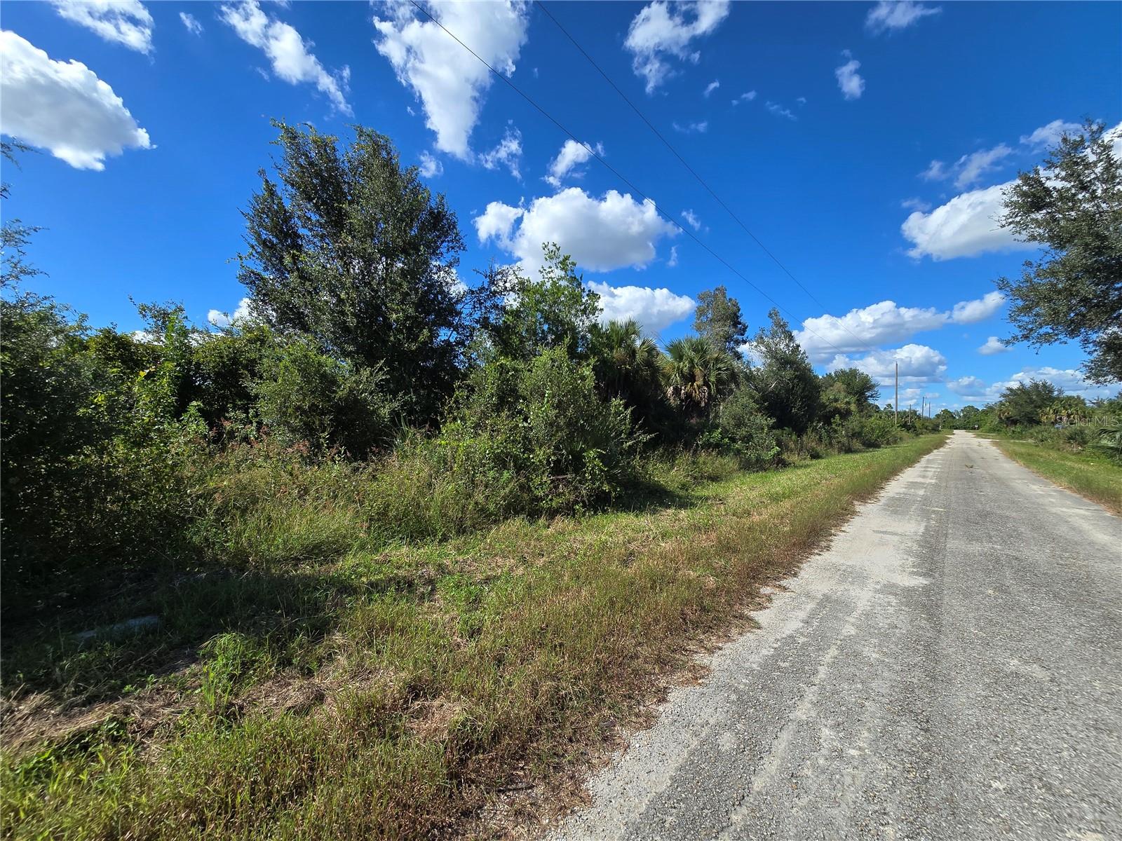 526 CABLE AVE S, LEHIGH ACRES, FL — photo 8