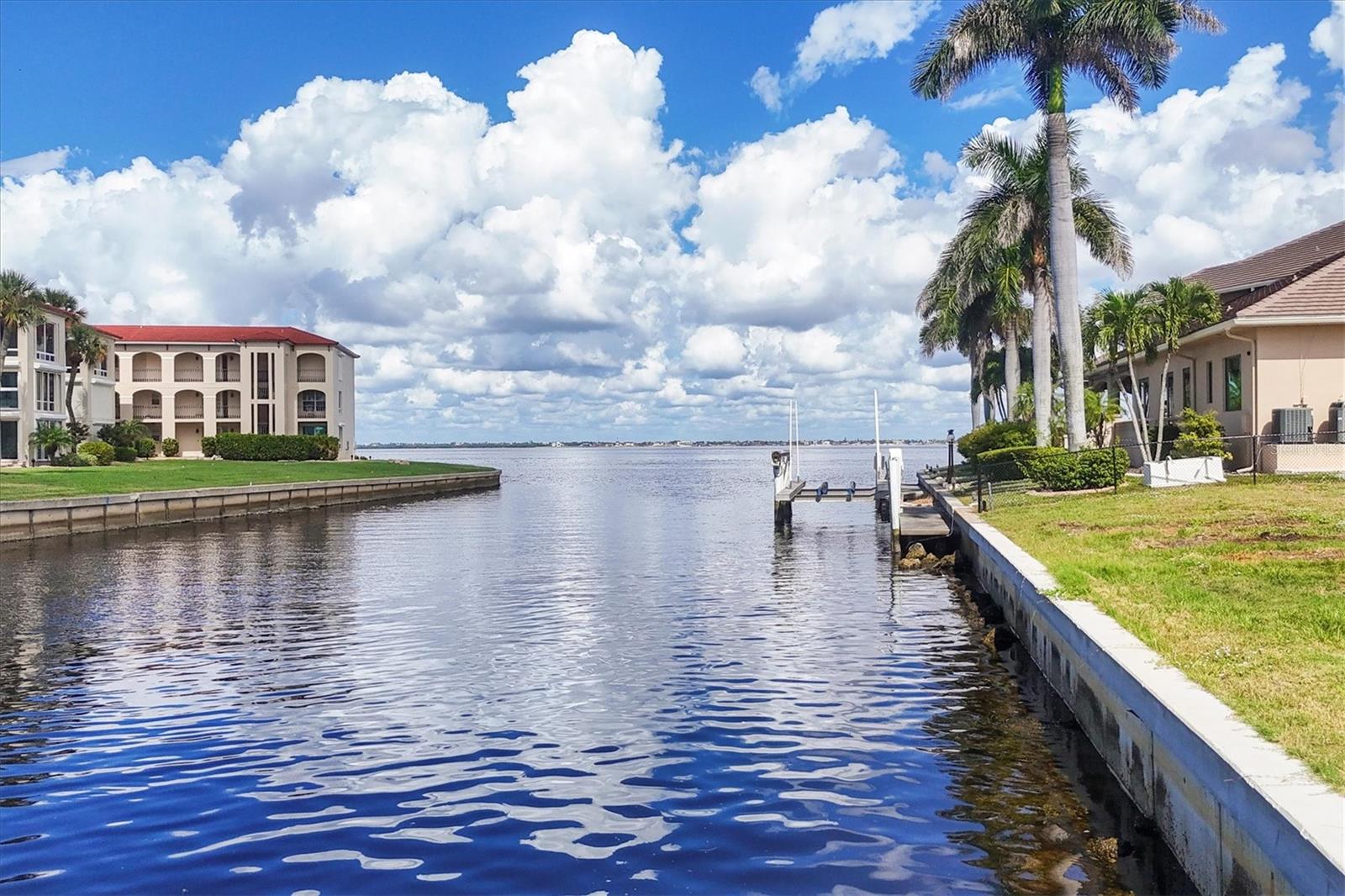 7 HIBISCUS DR, PUNTA GORDA, FL — photo 2