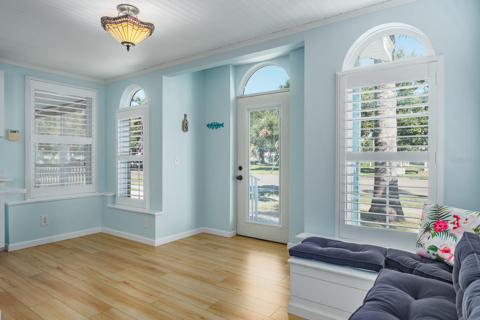 5302 28TH AVE S, GULFPORT, FL — photo 8