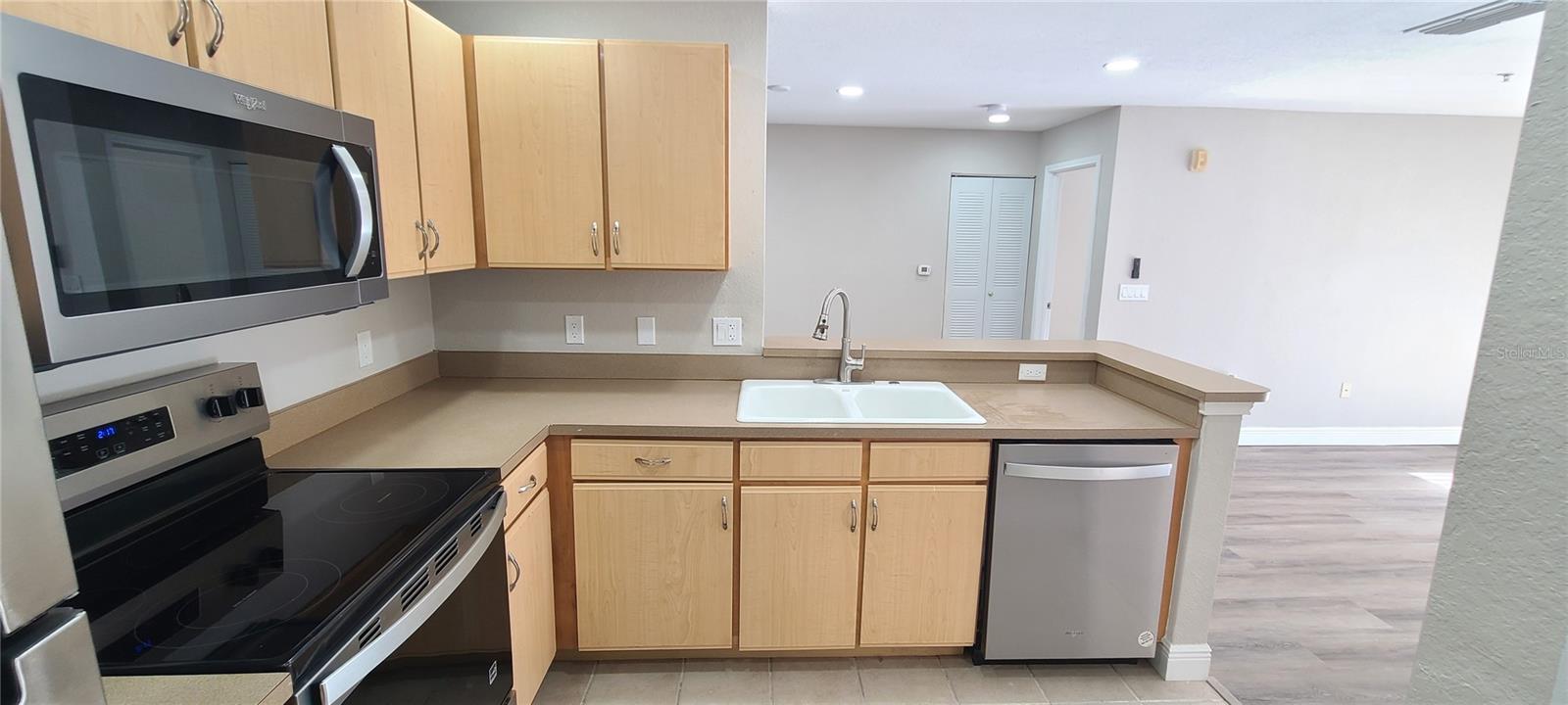 940 VILLAGE TRL #3-205, PORT ORANGE, FL — photo 12