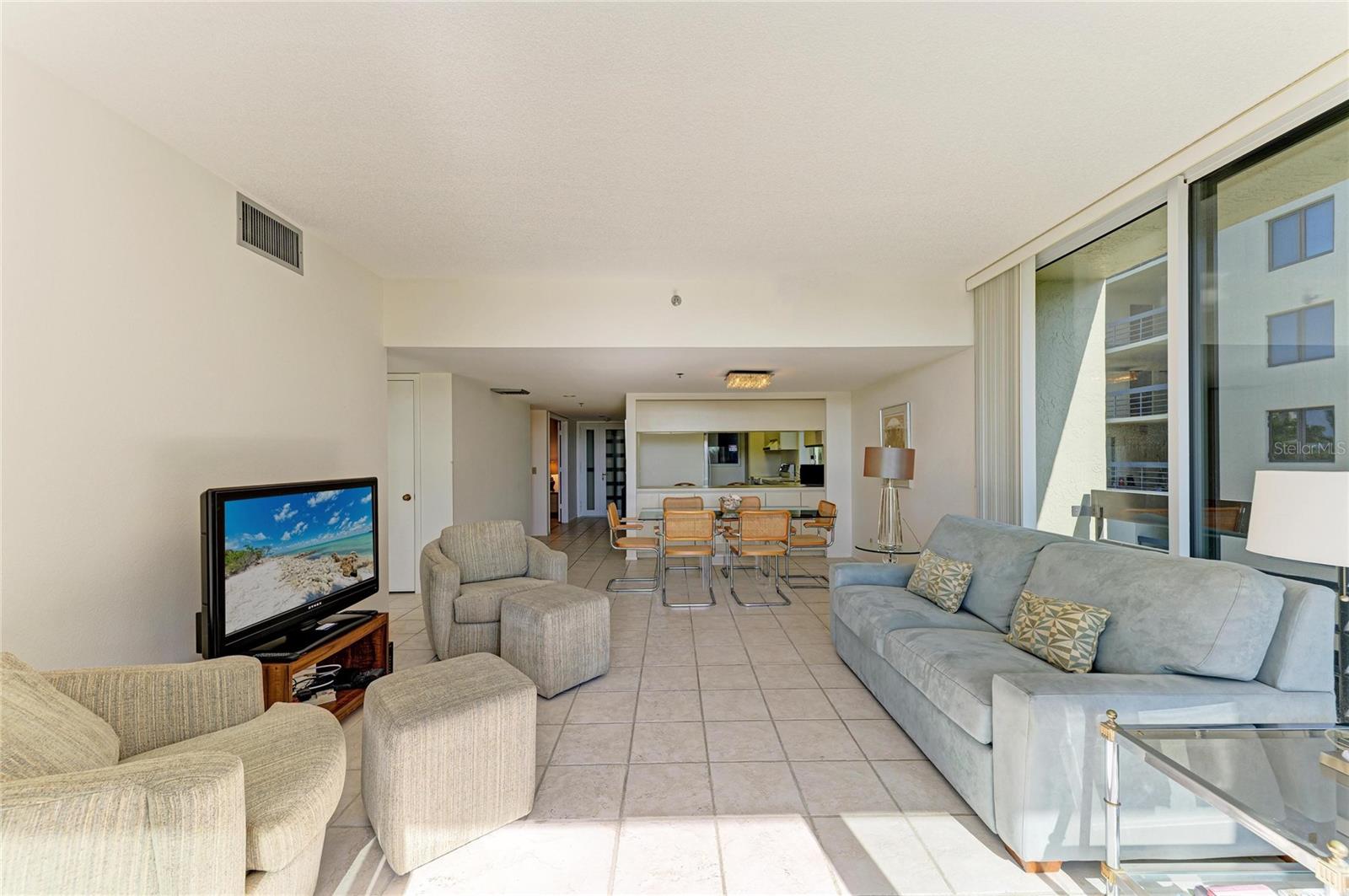 1065 GULF OF MEXICO DR #201, LONGBOAT KEY, FL — photo 17