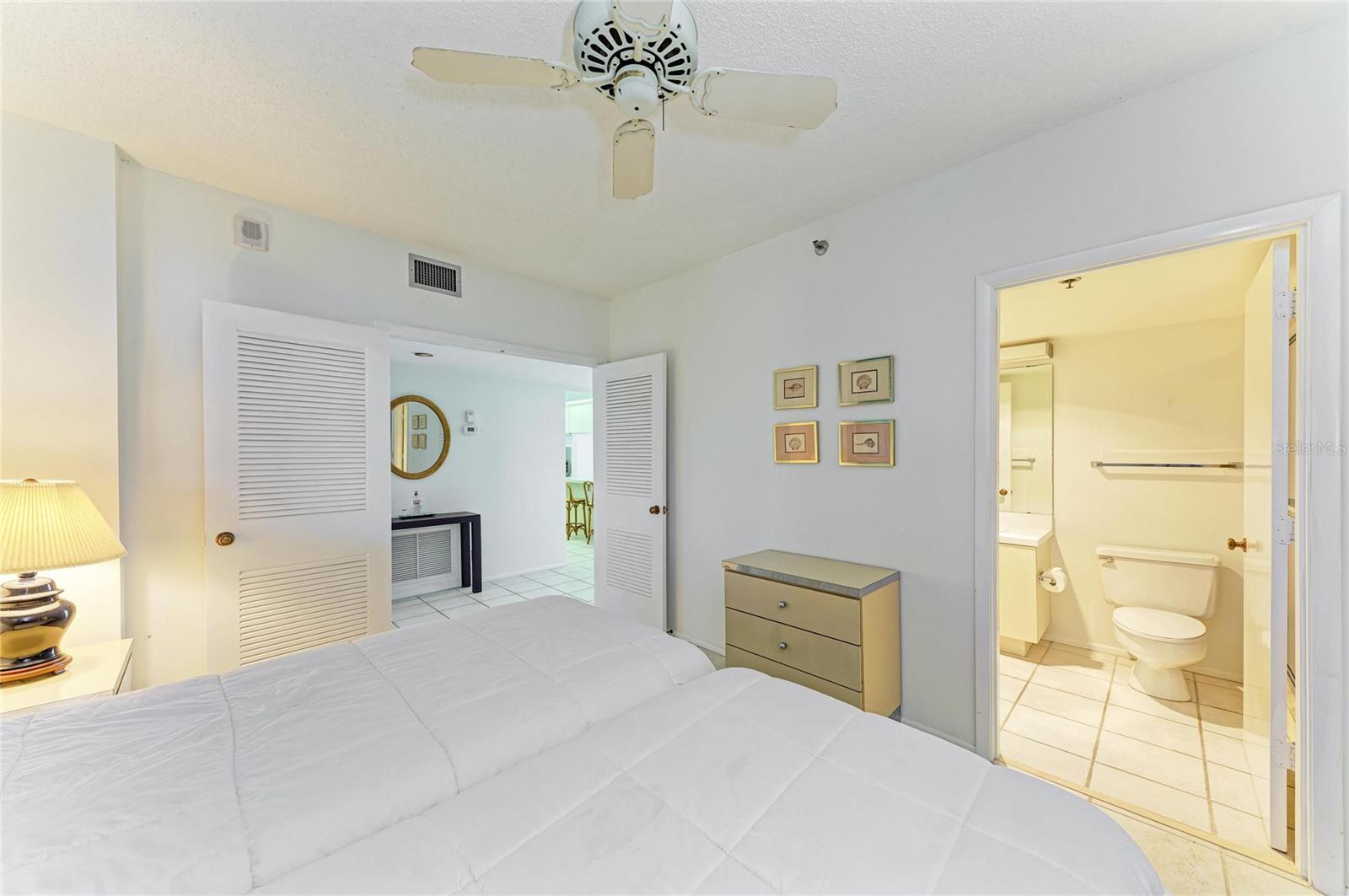 1065 GULF OF MEXICO DR #201, LONGBOAT KEY, FL — photo 32
