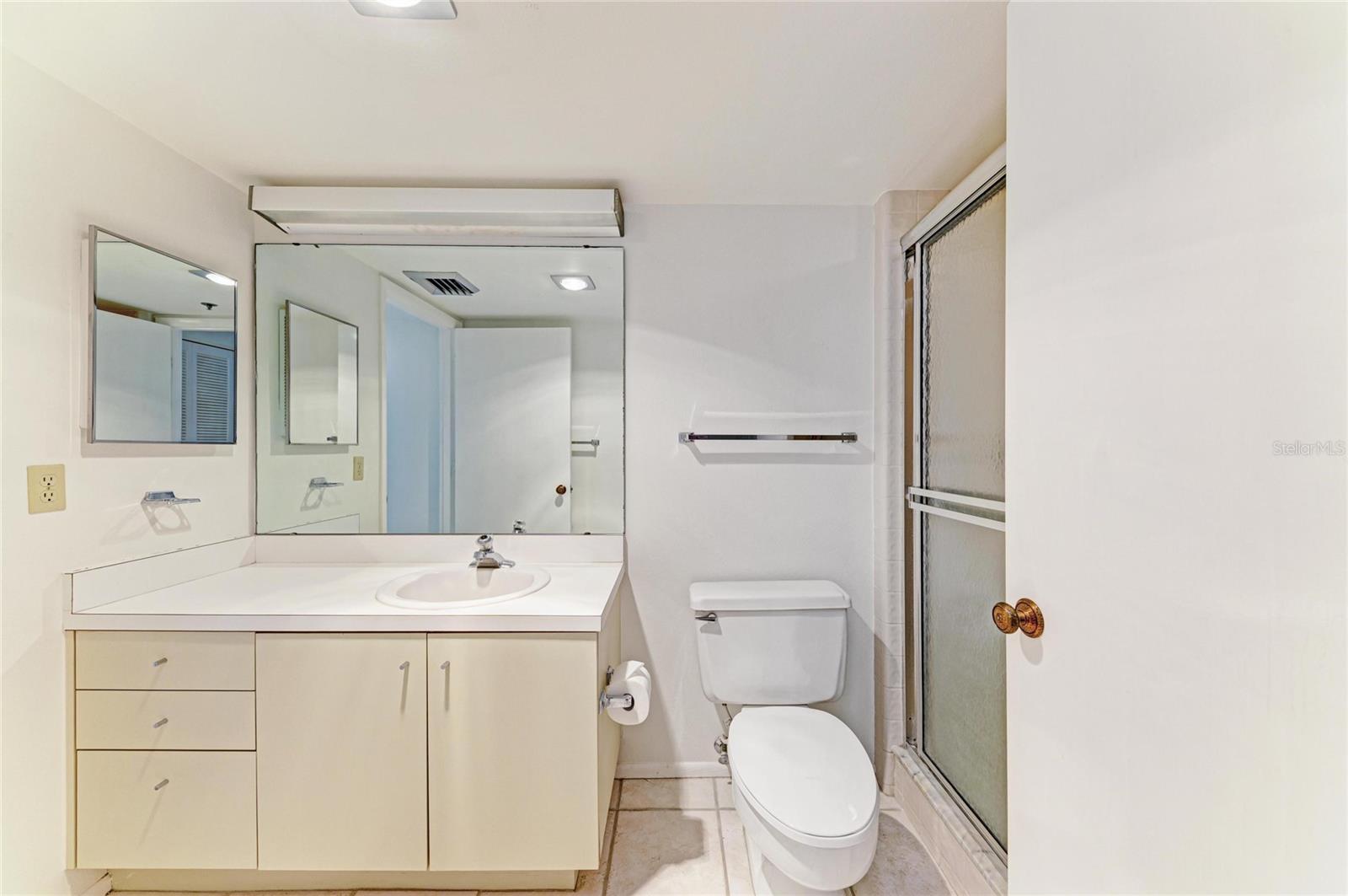 1065 GULF OF MEXICO DR #201, LONGBOAT KEY, FL — photo 33