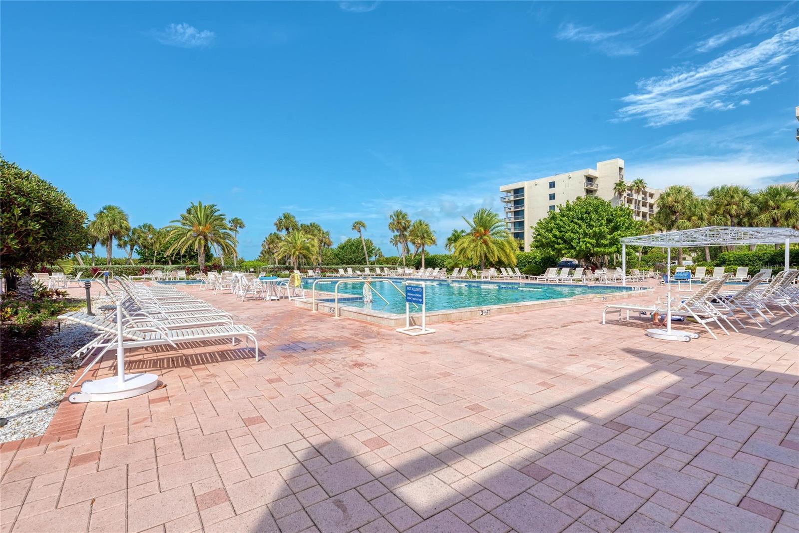 1065 GULF OF MEXICO DR #201, LONGBOAT KEY, FL — photo 50